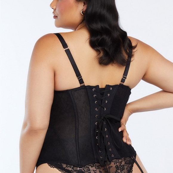 Savage x Fenty by Rihanna “Black Lace Up Corset” - Picture 2 of 16